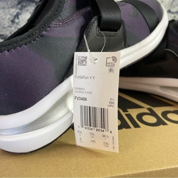 Adidas Fortarun Youth 6 Running Shoe Purple Black Strap Slip-on - Picture 2 of 13
